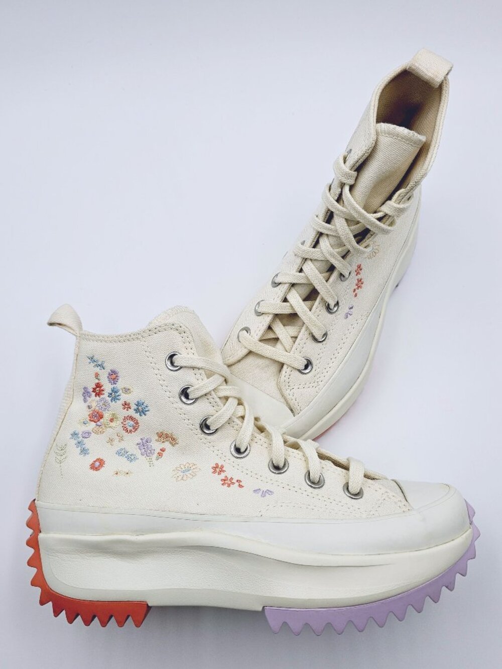 Converse Run Star Hike Platform High "Embroidered Floral" Sneakers Women's 6.5